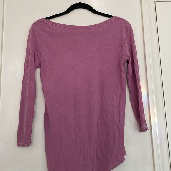 Lucky Brand Elephant Top - Picture 2 of 4